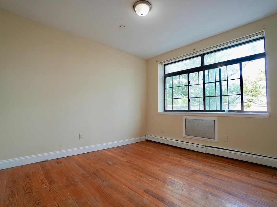 1st image of 4011A Bronxwood Ave #3