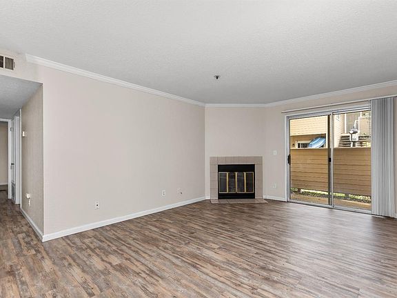 5th image of 1019 Dornajo Way APT 149