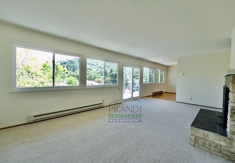 1562 Sir Francis Drake Blvd #1 — Photo 4