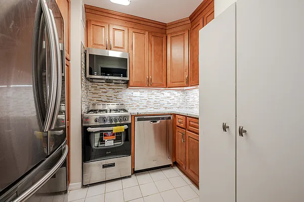 Rented by SBNY RE | media 14