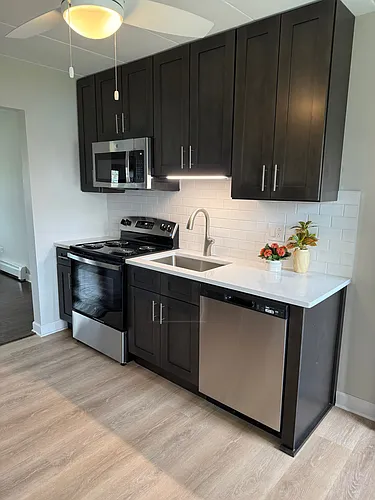 Park Lane Apartments Photo 1