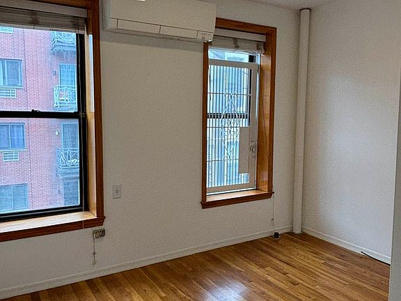 4th image of 183 Mott St #5