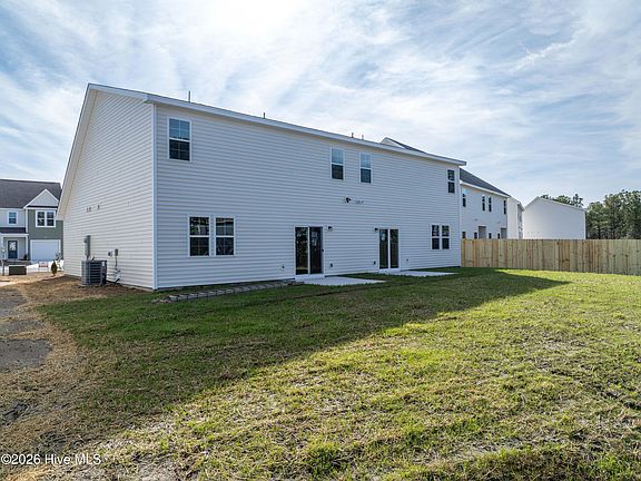 3rd image of 212 Sandpiper Place