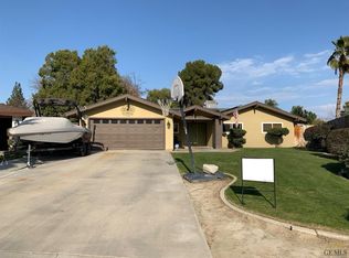 2616 Hempstead Ln, Bakersfield, CA 93309
