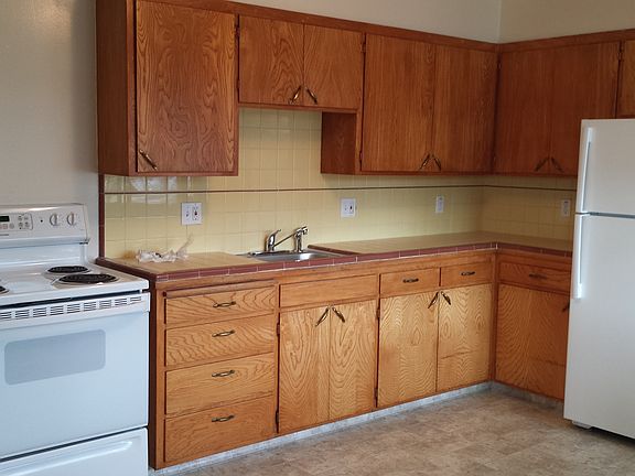 2nd image of 205 Orange Ave
