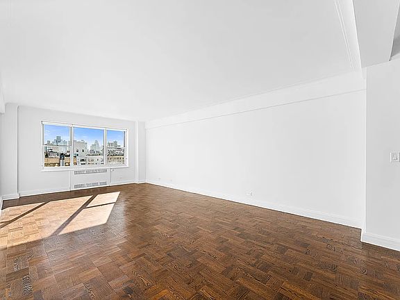4th image of 945 5th Ave APT 14D