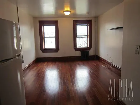 Rented by Alpha Properties NYC I LLC | media 22