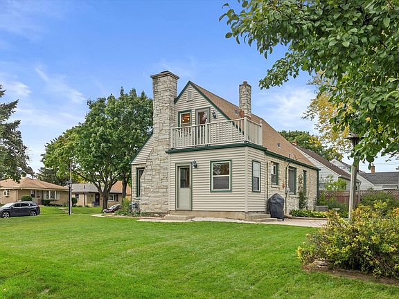 4th image of this home