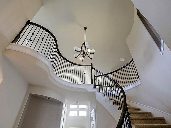 4th image of 21305 Kings Guild Ln