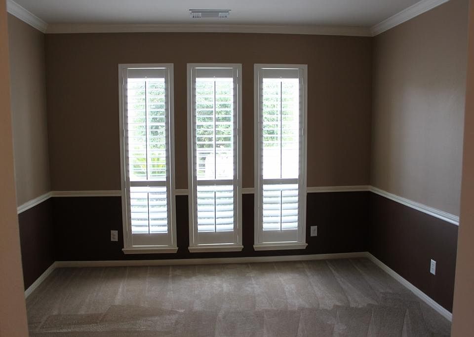 Formal living,could be study