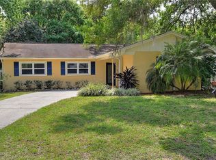 2104 W Kyra Dr, Tampa, FL 33612