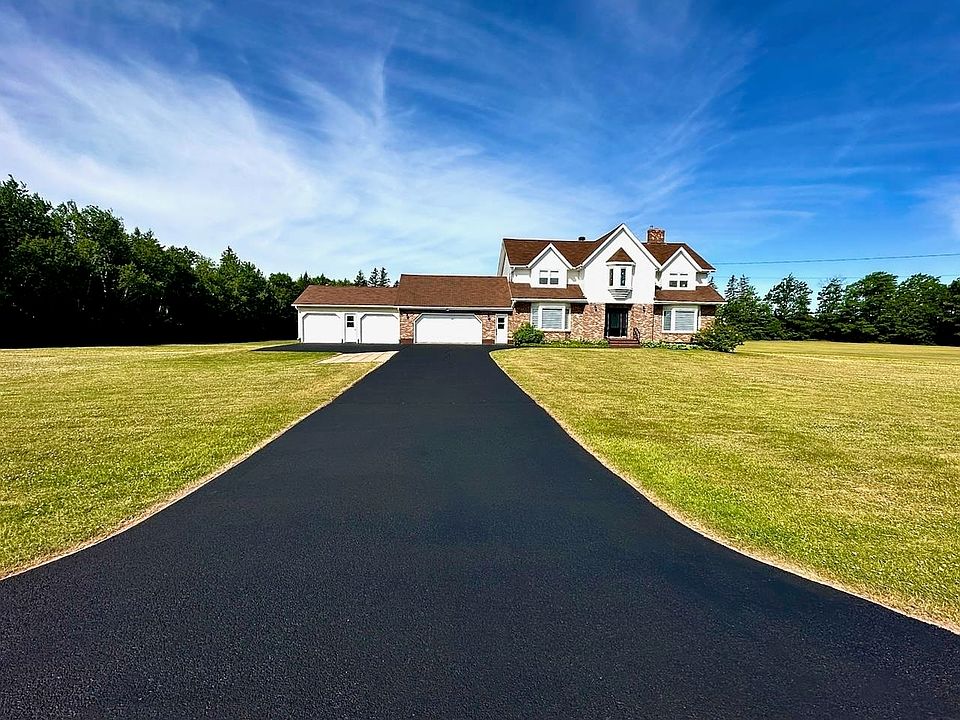 1st image of 25 Elizabeth Dr
