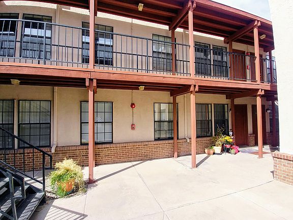 2nd image of 1021 Coal Ave SW #3