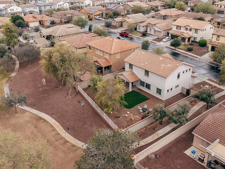 8753 W Lamar Rd — Photo 36