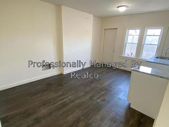 5th image of 15-19 Rodgers Ave #17B