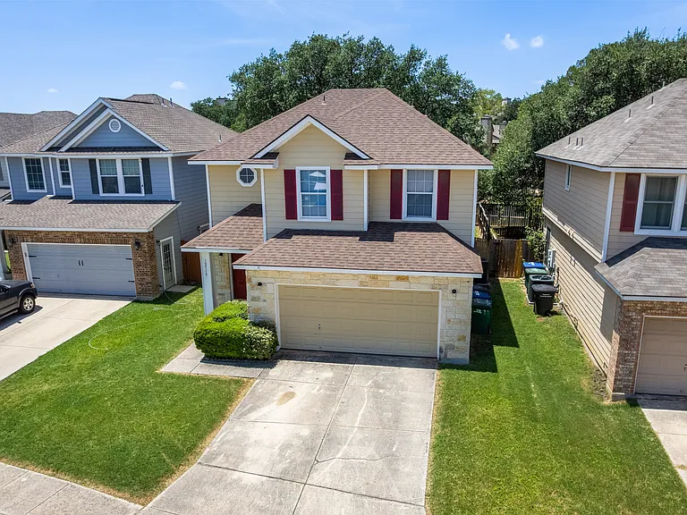 12719 Goldenrain Bay — Photo 4