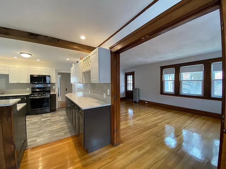35 Glenmont Rd #2 — Photo 2
