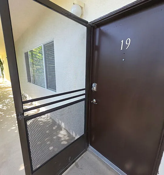 309 Broadway St #19 — Photo 29