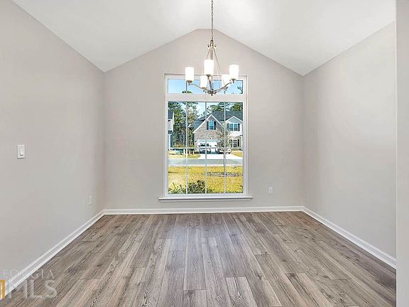 5th image of 233 Daniel Trent Way