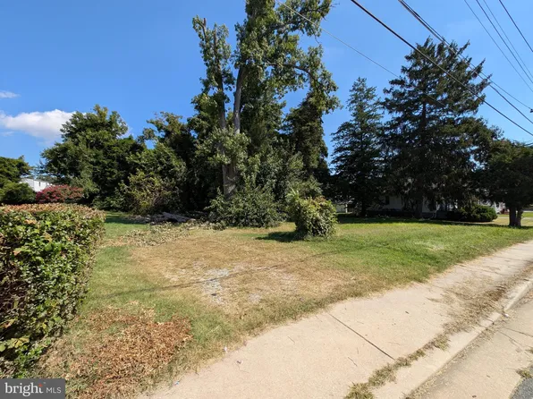 Myrth Ave, Essex, MD 21221