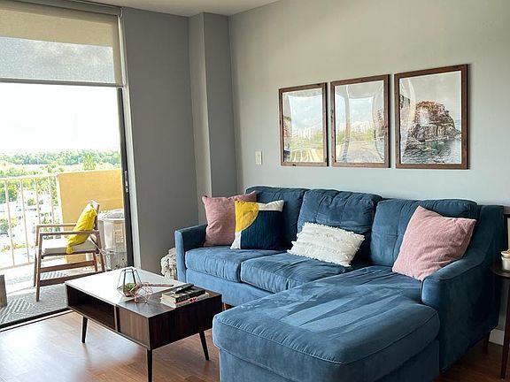 5th image of 2350 NE 135th St APT 1001
