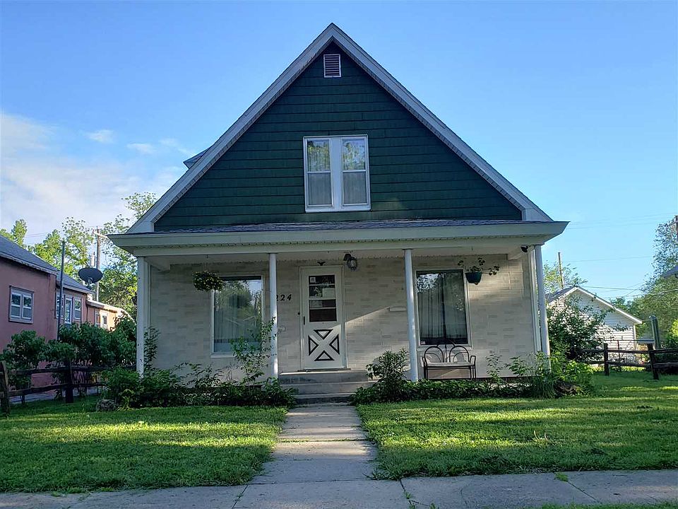 1st image of 224 Clarke St