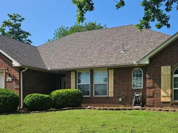203 W North Dr, Fletcher, OK 73541