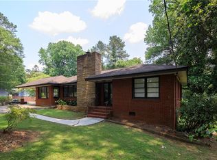 2242 Parkview Cir, College Park, GA 30337