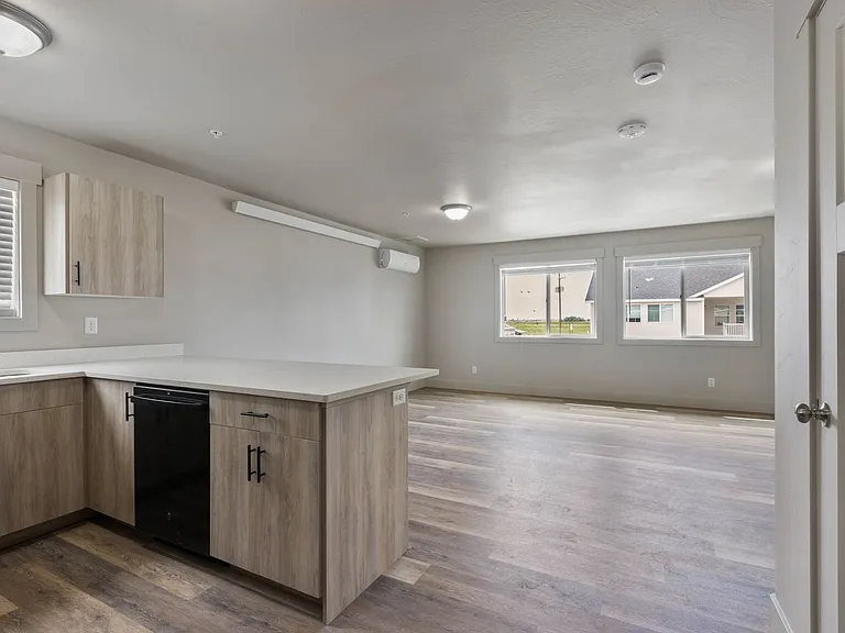 G5880RO — Photo 11