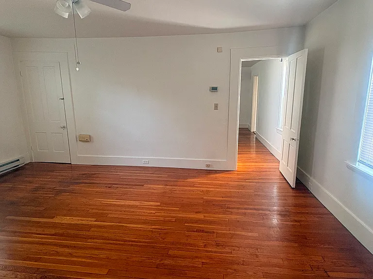 17 Oak St #1 — Photo 5