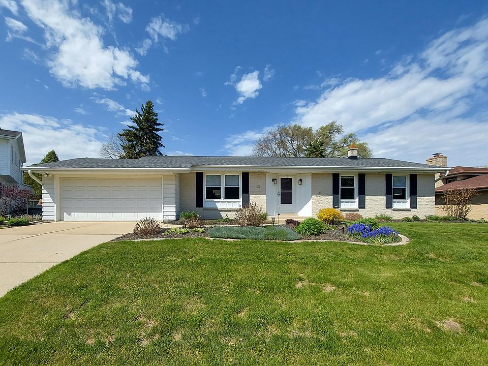 1st image of 306 E Kendale Dr