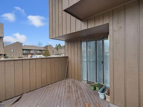 4th image of 81 Kingsberry Dr #81