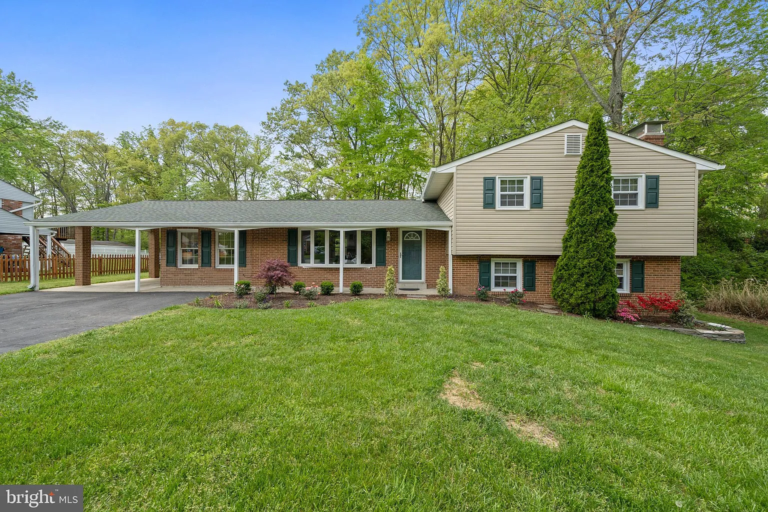 9286 Rollingwood Dr photo 1
