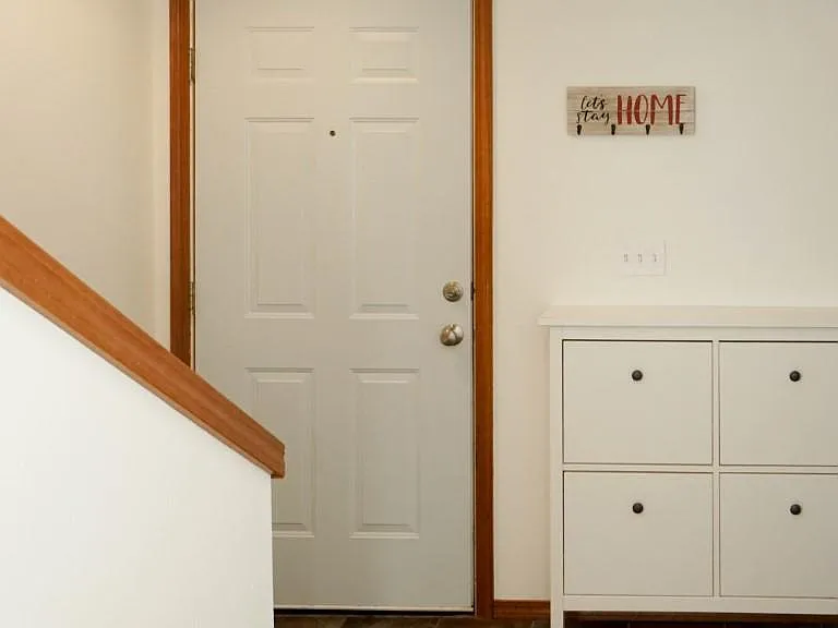 Entry way