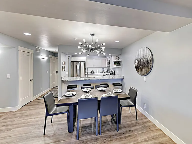 1525 Park Ave #112 — Photo 4