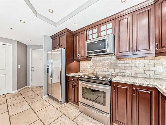 5th image of 683 10th St E #1901
