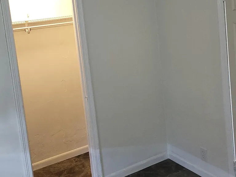 29 Laverack Ave #3 — Photo 6
