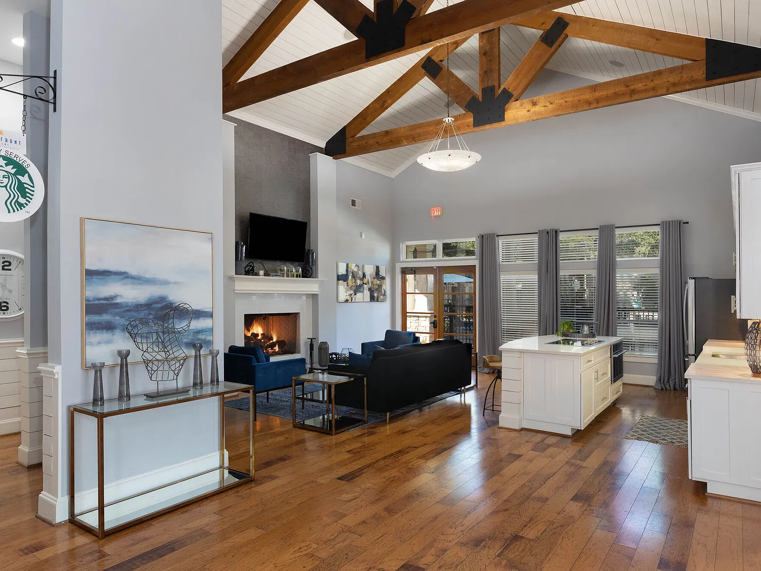 Lakefront Villas — Photo 1