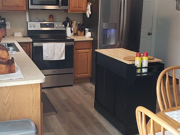 4th image of 3391 Shimmons Rd