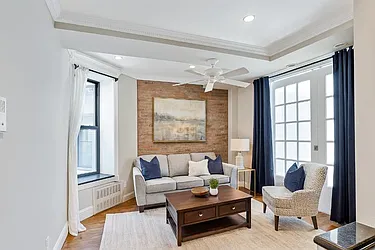 209 East 25th Street, #1A