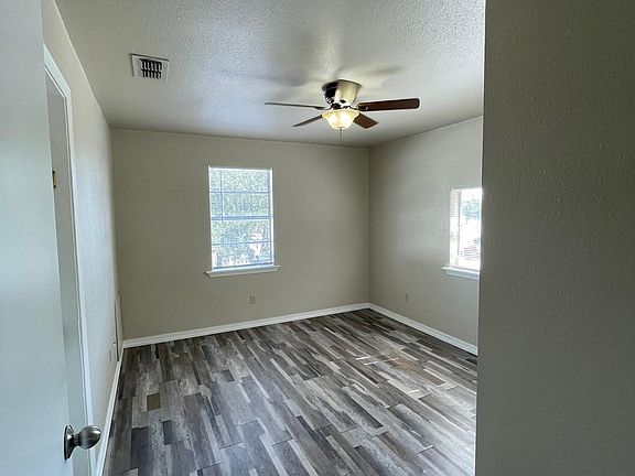 3rd image of 1336 11th St #2