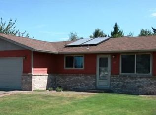 421 S 32nd St, Springfield, OR 97478