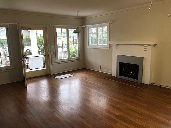4th image of 322 W Pedregosa St APT A