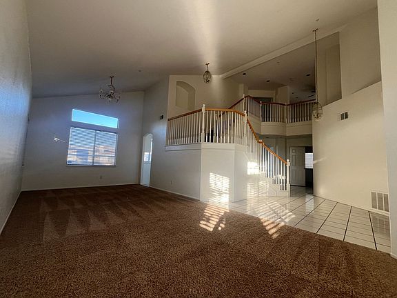 3rd image of 26232 Nottingham Dr