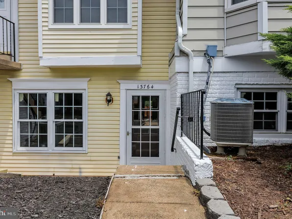 13764 Flowing Brook Ct #33F, Chantilly, VA 20151