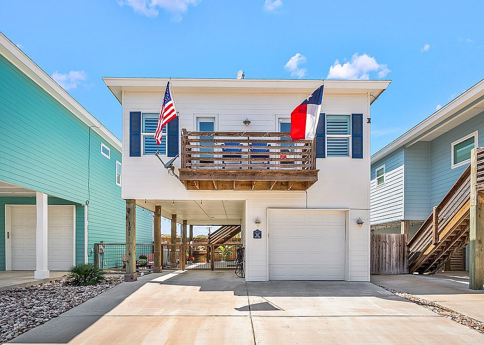 1st image of 121 Port Isabel St