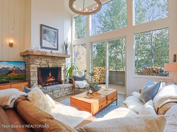 3945 S Lake Creek Dr Unit C5, Wilson, WY 83014