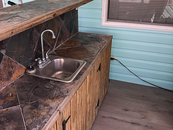 Outside wet bar
