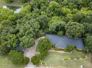 5840 Montgomery Rd, Midlothian, TX 76065