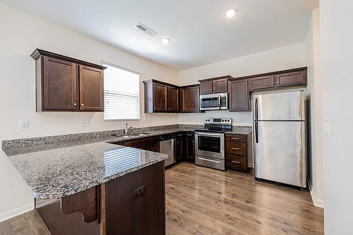 4636 Kyle Dr — Photo 8